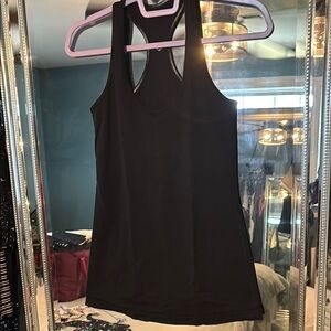 Black Women's Lululemon Tank Top